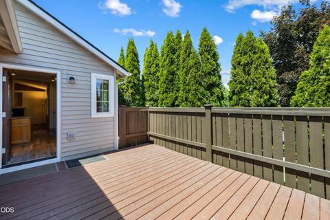 Tiny photo for 20535 Sunderland Way, Bend, OR 97701 (MLS # 220222991)