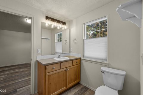Tiny photo for 20535 Sunderland Way, Bend, OR 97701 (MLS # 220222991)