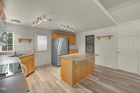 Tiny photo for 20535 Sunderland Way, Bend, OR 97701 (MLS # 220222991)