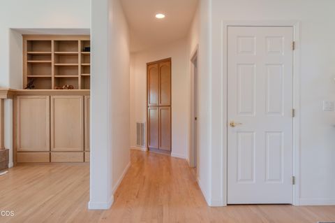 Tiny photo for 401 Golf View Drive, Medford, OR 97504 (MLS # 220225371)