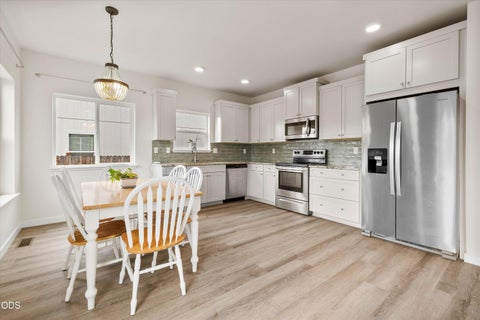 Tiny photo for 16487 Bassett Road, La Pine, OR 97739 (MLS # 220229162)