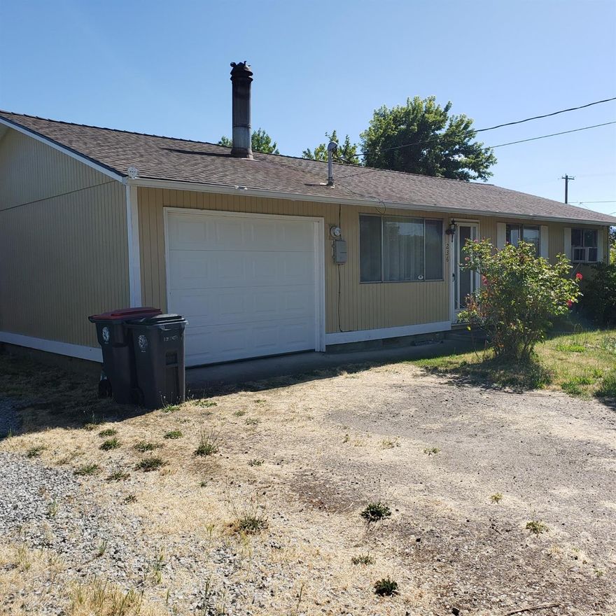 Great Starter Home or Investment Property! Really nice floorplan that makes this home feel much larger than the actual square footage. The hardwoods are gorgeous throughout this house including the bedrooms. Really big fence backyard. The seller is the original owner and he has taken good care of the property. Fresh coat of paint on the inside and a bit of updating and this home will be a real charmer. New garage door.