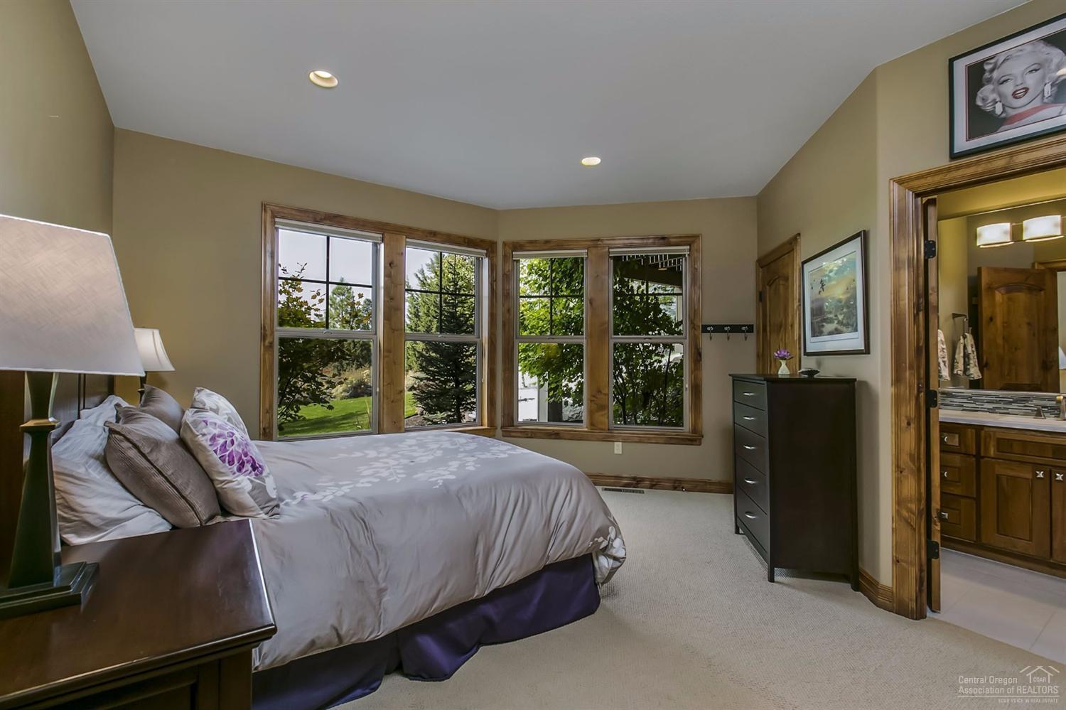 Skyliner Summit - Residential