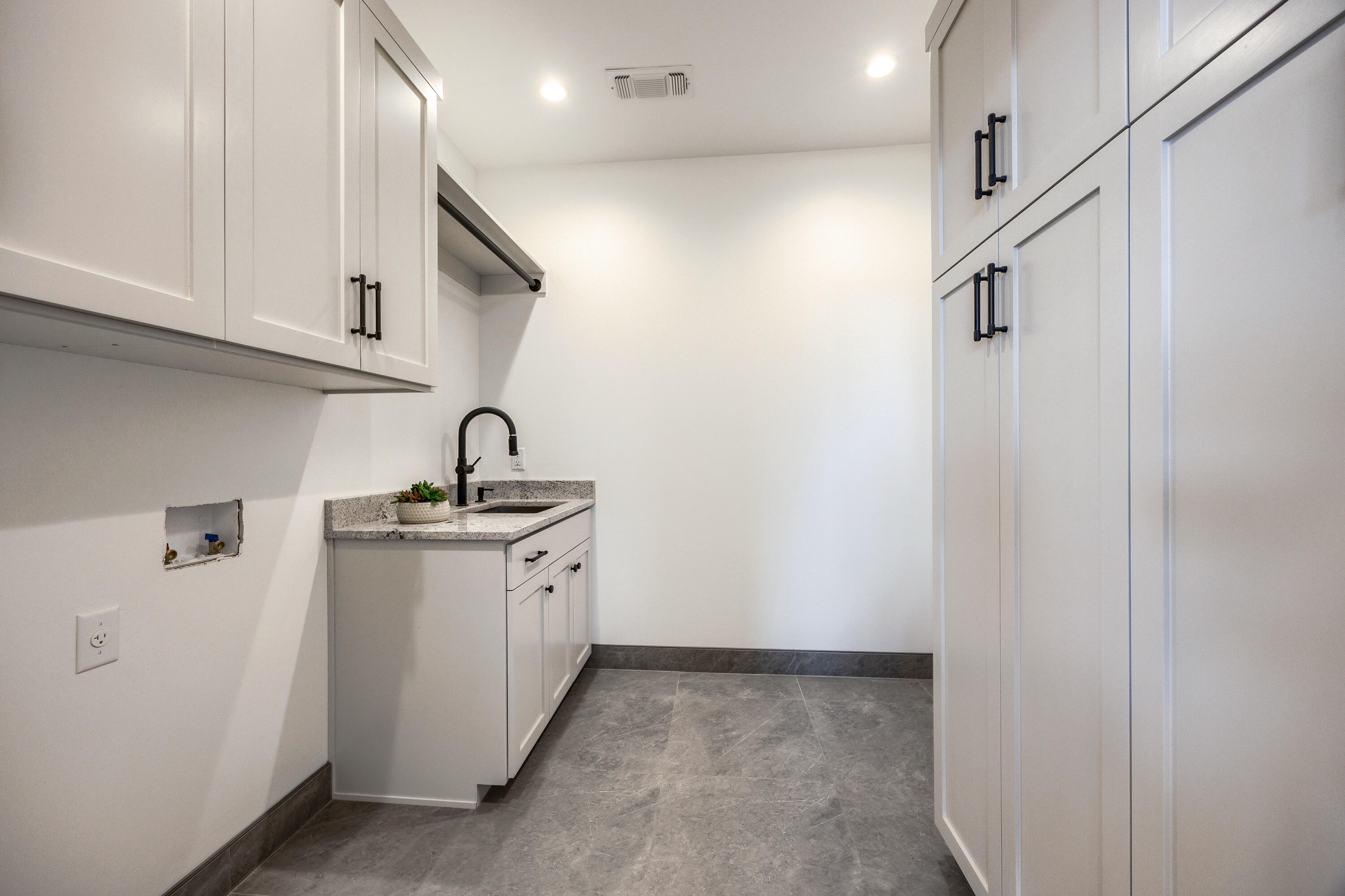 Granite Ridge - Residential