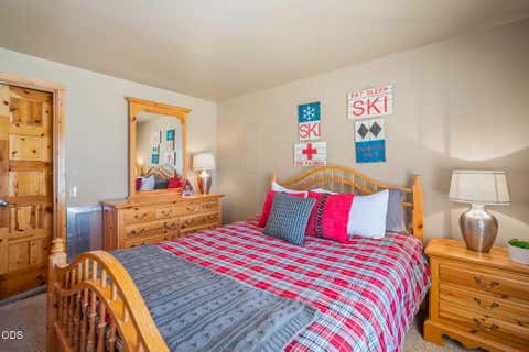 Tiny photo for 57499 Circle Four Lane #26, Sunriver, OR 97707 (MLS # 220225297)