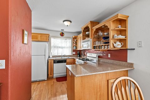 Tiny photo for 134 N 2nd Street, Ashland, OR 97520 (MLS # 220212091)