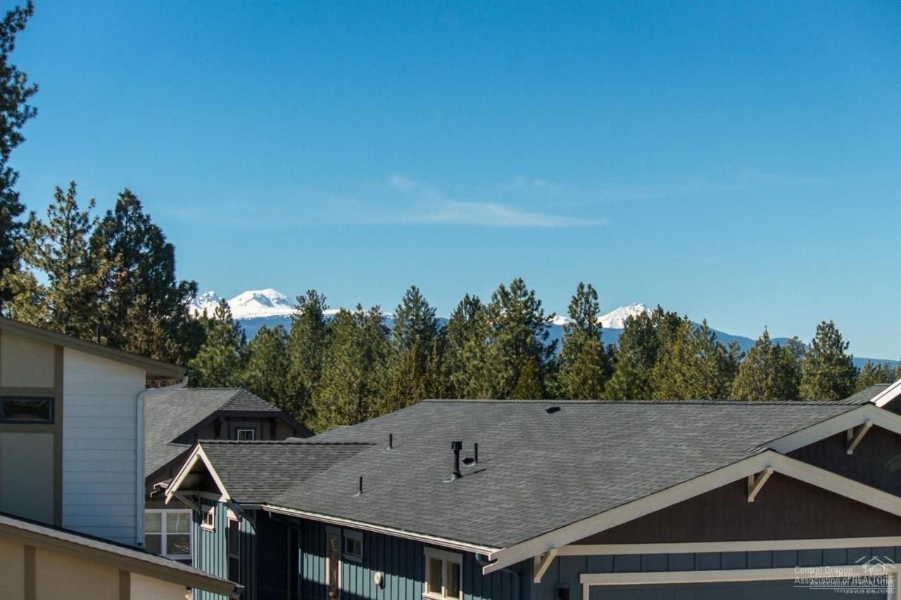 Hidden Hills - Residential