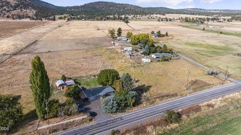 Photo of 12929 OR-66, Klamath Falls, OR 97601 (MLS # 220229675)
