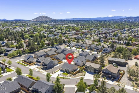 Tiny photo for 62847 NE Daniel Road, Bend, OR 97701 (MLS # 220223526)