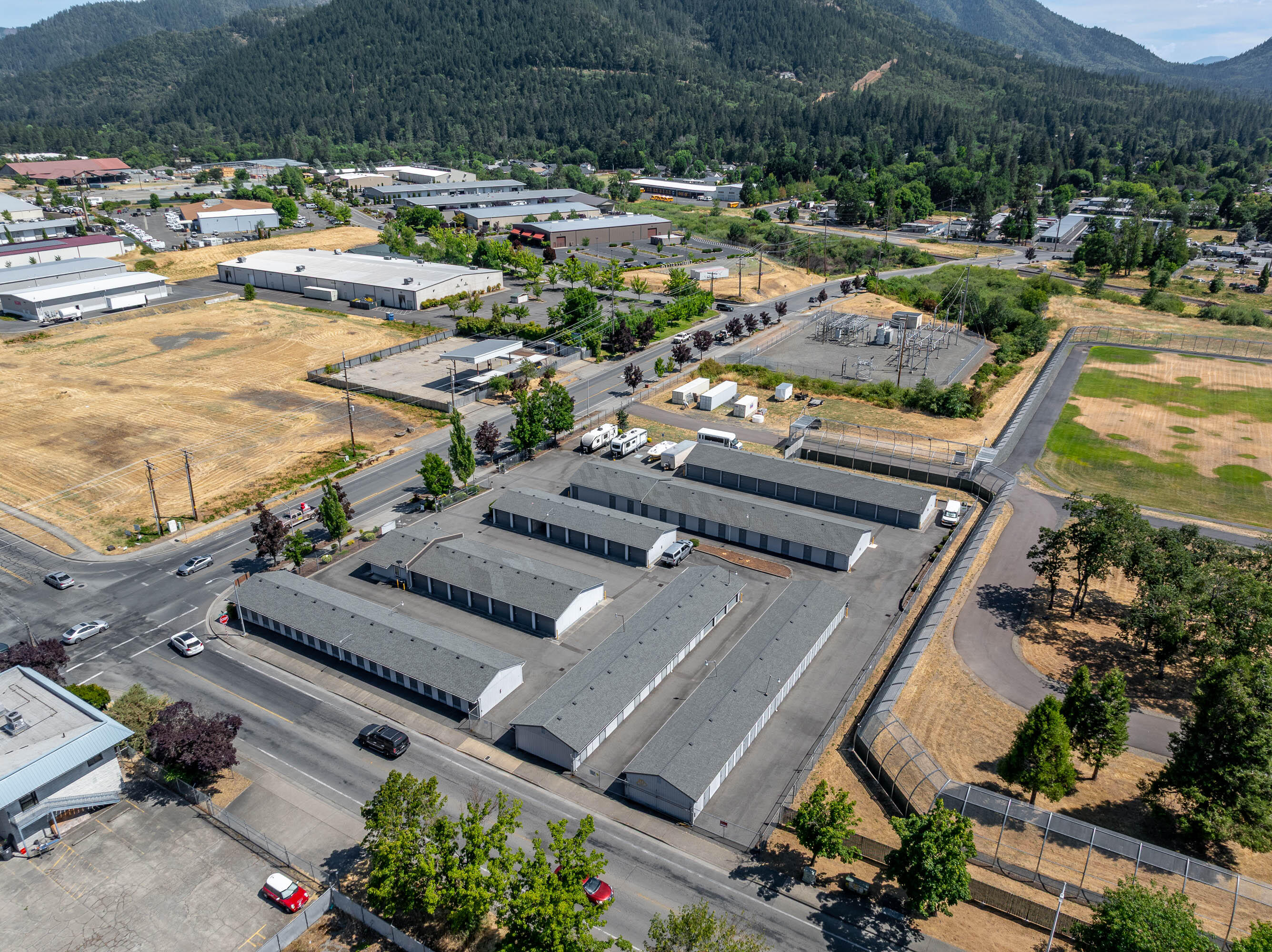 578 NE Agness Avenue