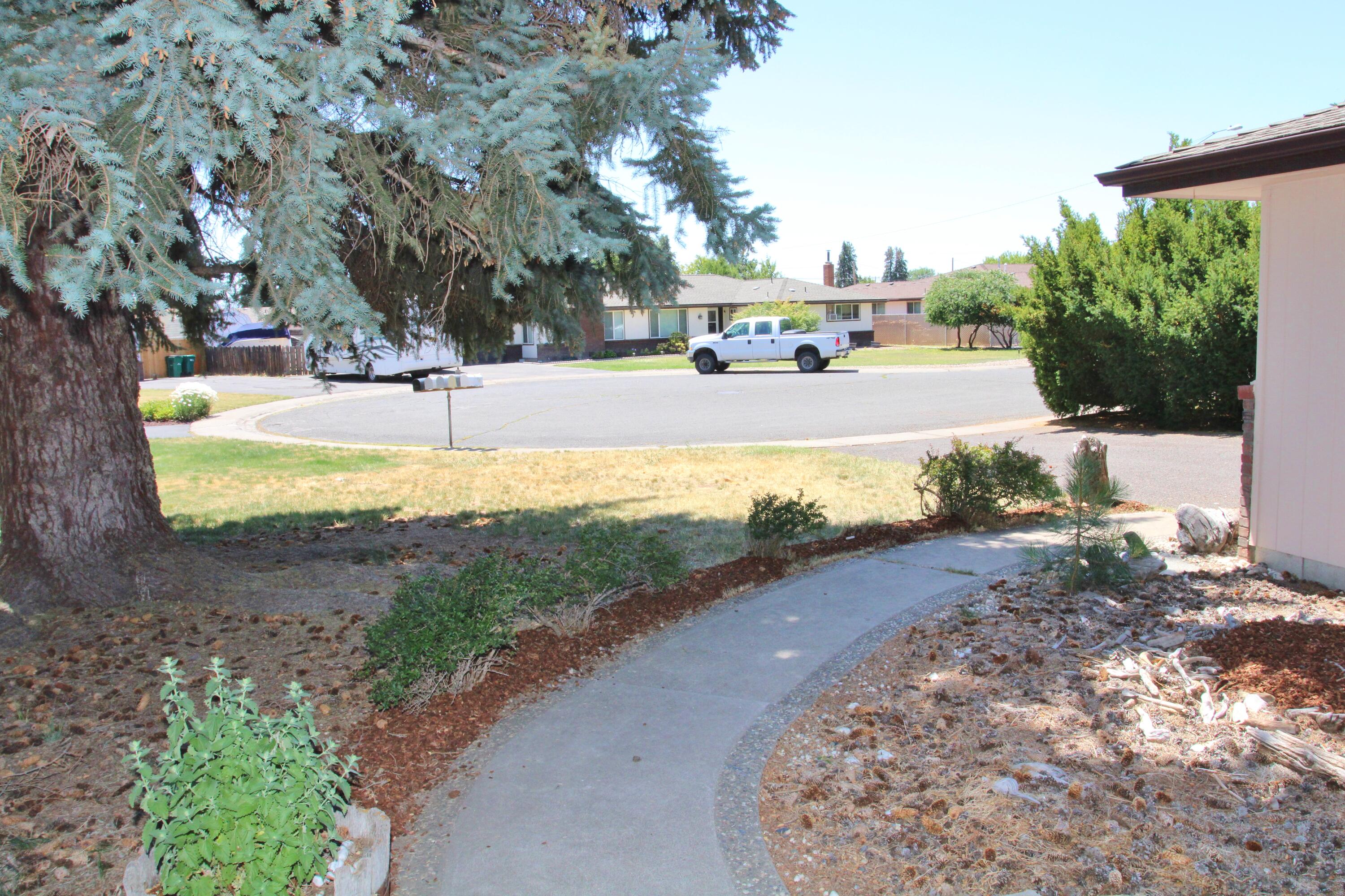 Cypress Villa - Residential