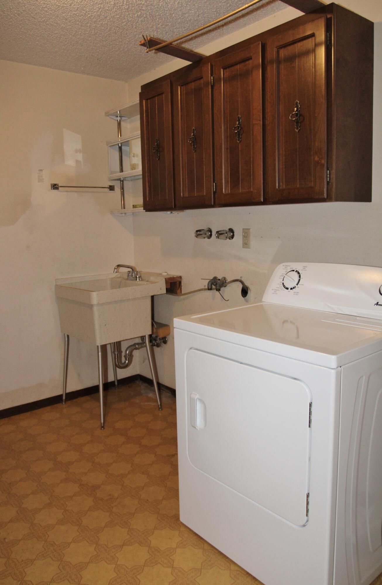 Cypress Villa - Residential