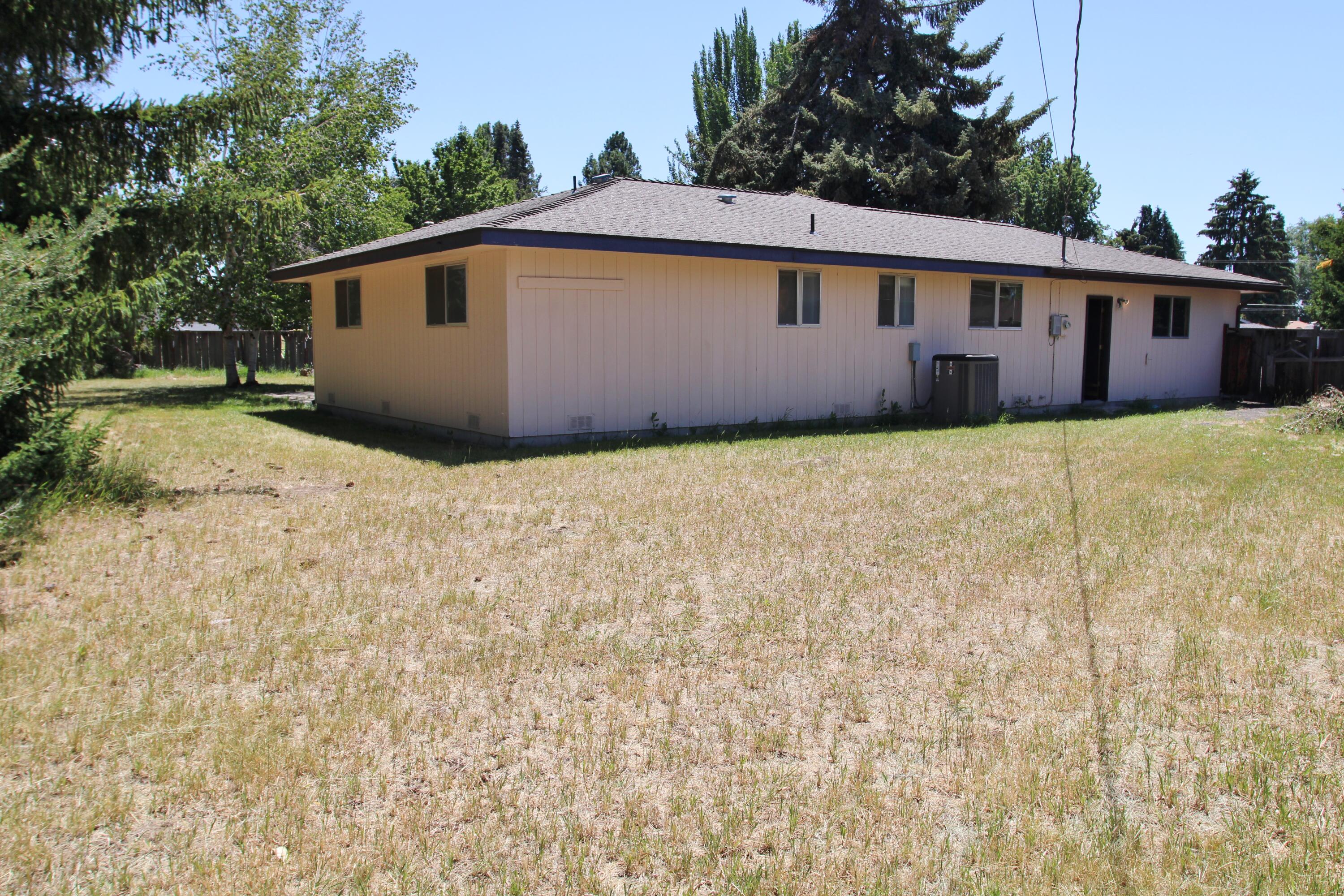 Cypress Villa - Residential