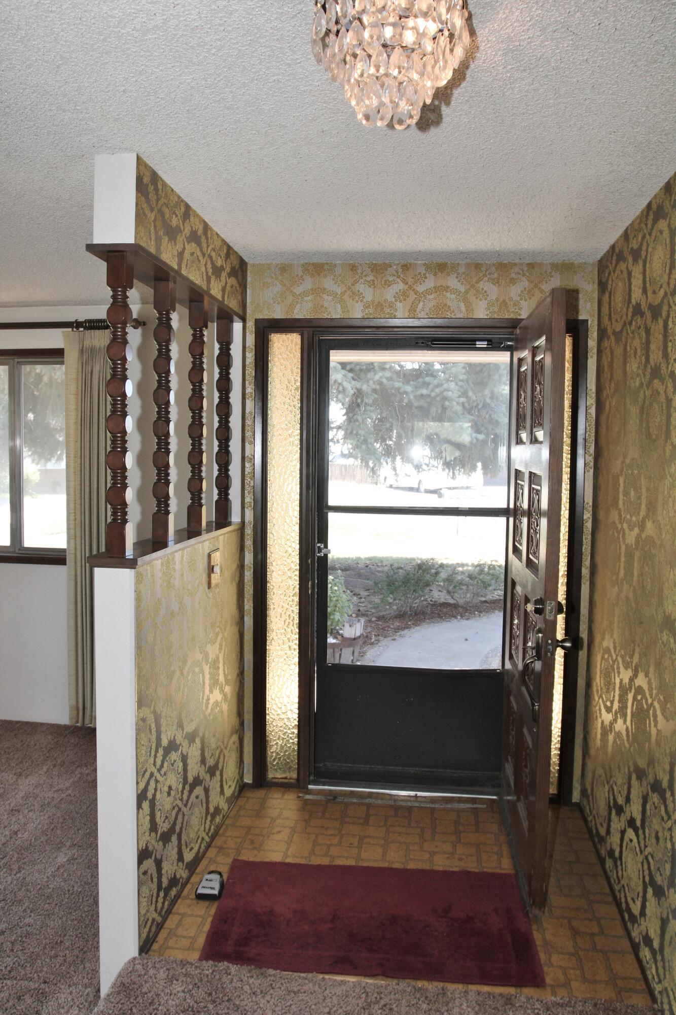 Cypress Villa - Residential