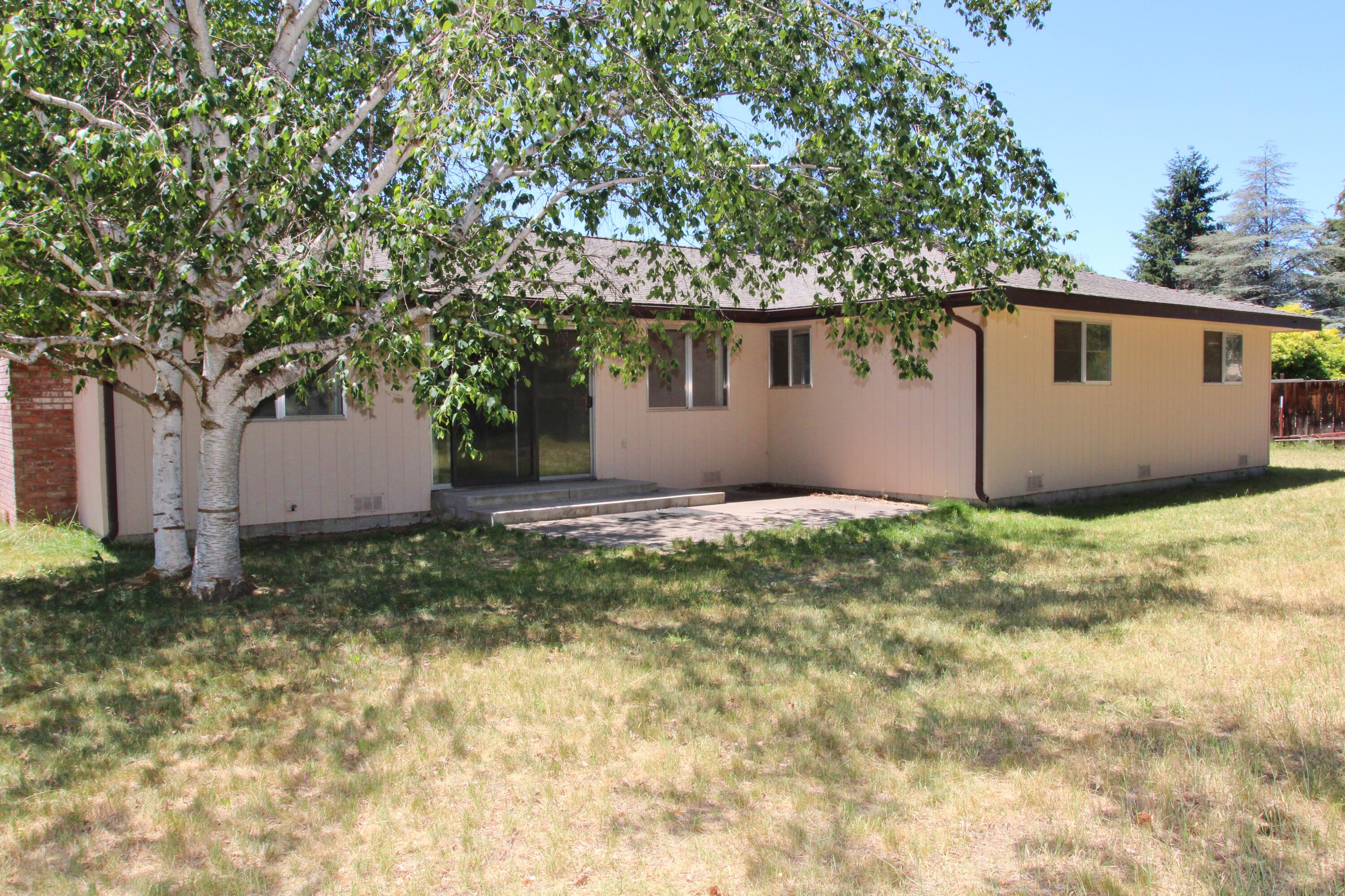 Cypress Villa - Residential