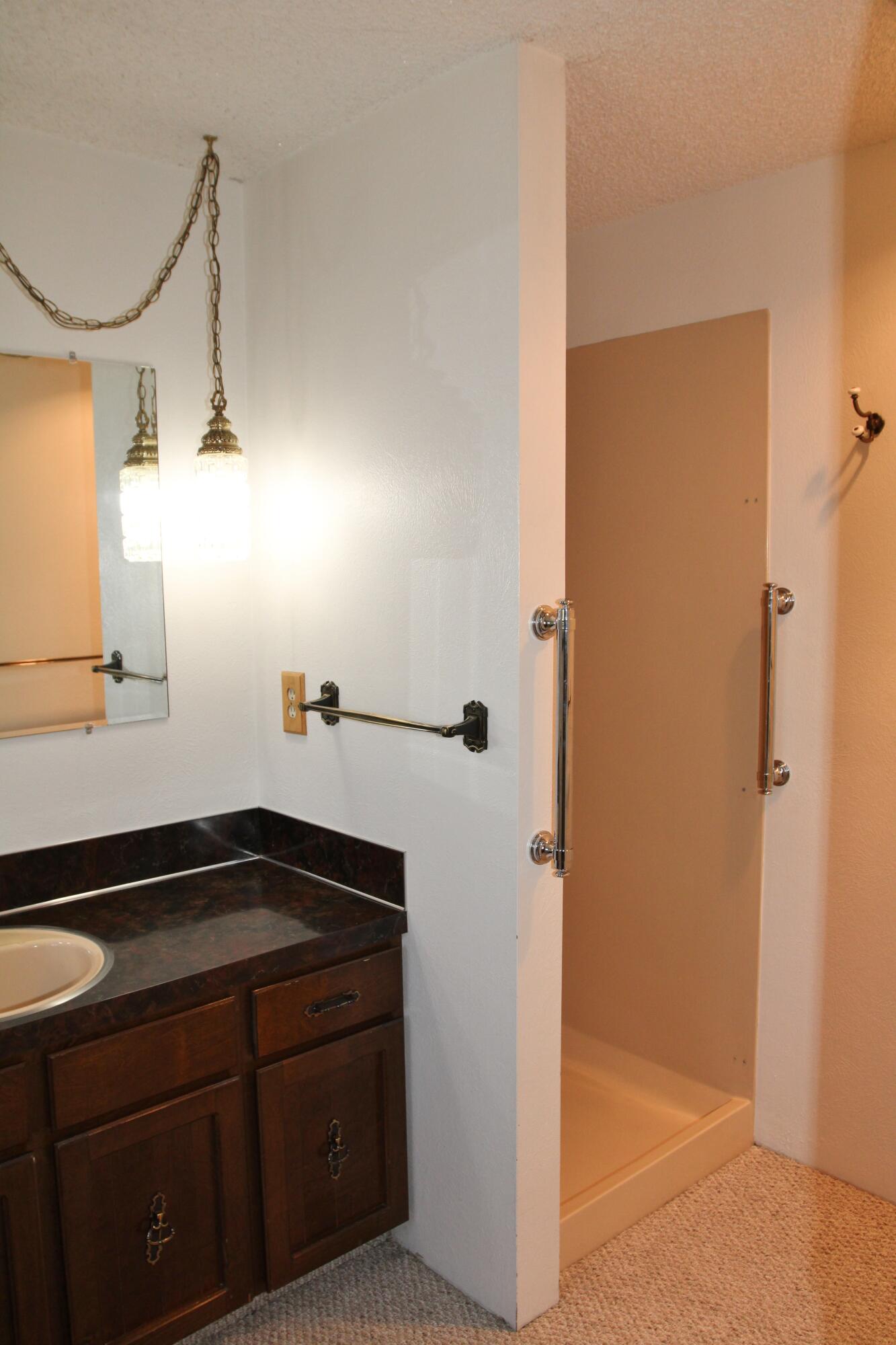 Cypress Villa - Residential