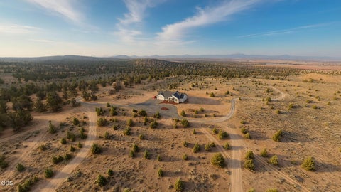 Photo of 5101 SE Dixon Drive, Madras, OR 97741 (MLS # 220223738)