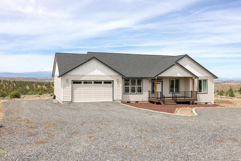 Tiny photo for 5101 SE Dixon Drive, Madras, OR 97741 (MLS # 220223738)