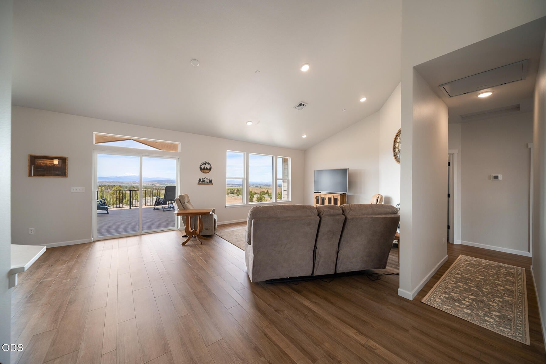 5101 SE Dixon Drive