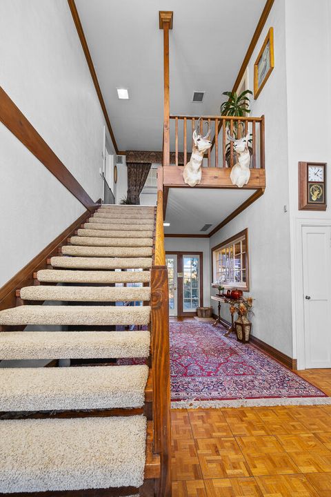 Tiny photo for 79 Washington Street, Klamath Falls, OR 97601 (MLS # 220212566)