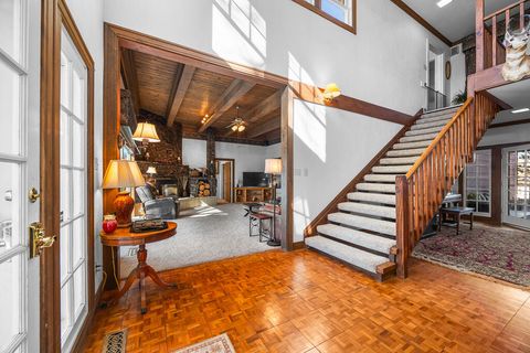 Tiny photo for 79 Washington Street, Klamath Falls, OR 97601 (MLS # 220212566)