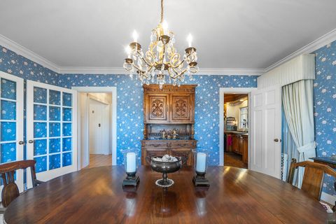 Tiny photo for 79 Washington Street, Klamath Falls, OR 97601 (MLS # 220212566)