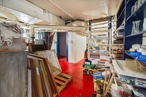 Tiny photo for 79 Washington Street, Klamath Falls, OR 97601 (MLS # 220212566)