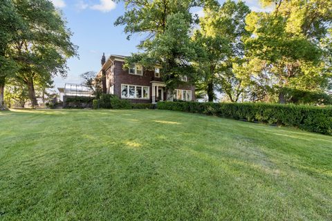 Tiny photo for 79 Washington Street, Klamath Falls, OR 97601 (MLS # 220212566)