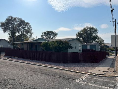 208 SE 9th Street Madras OR 97741