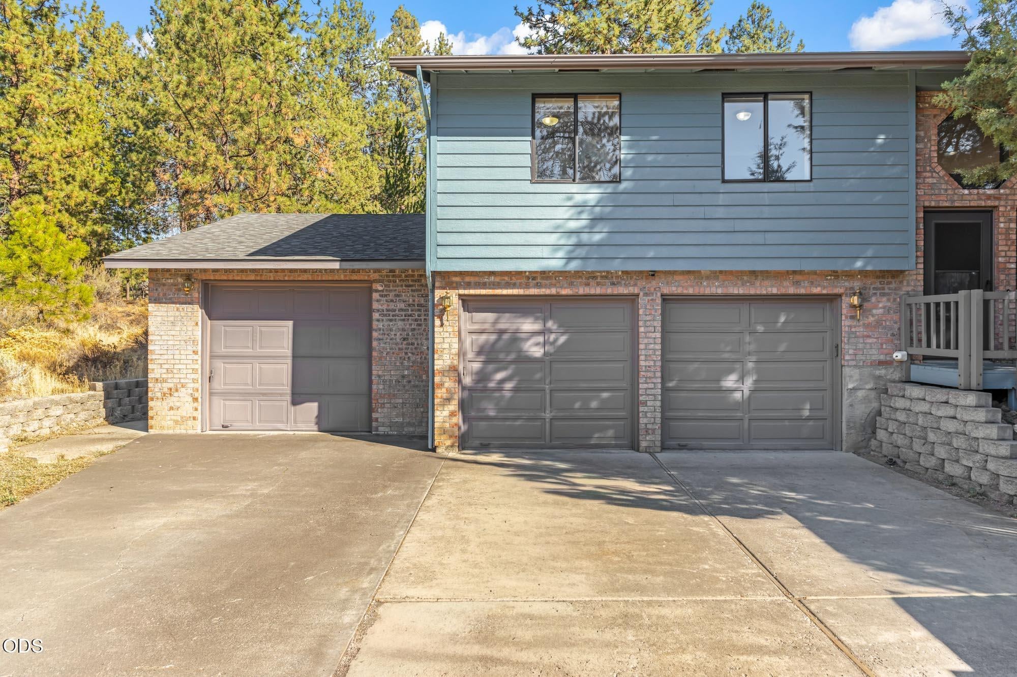60586 Ridge Heights