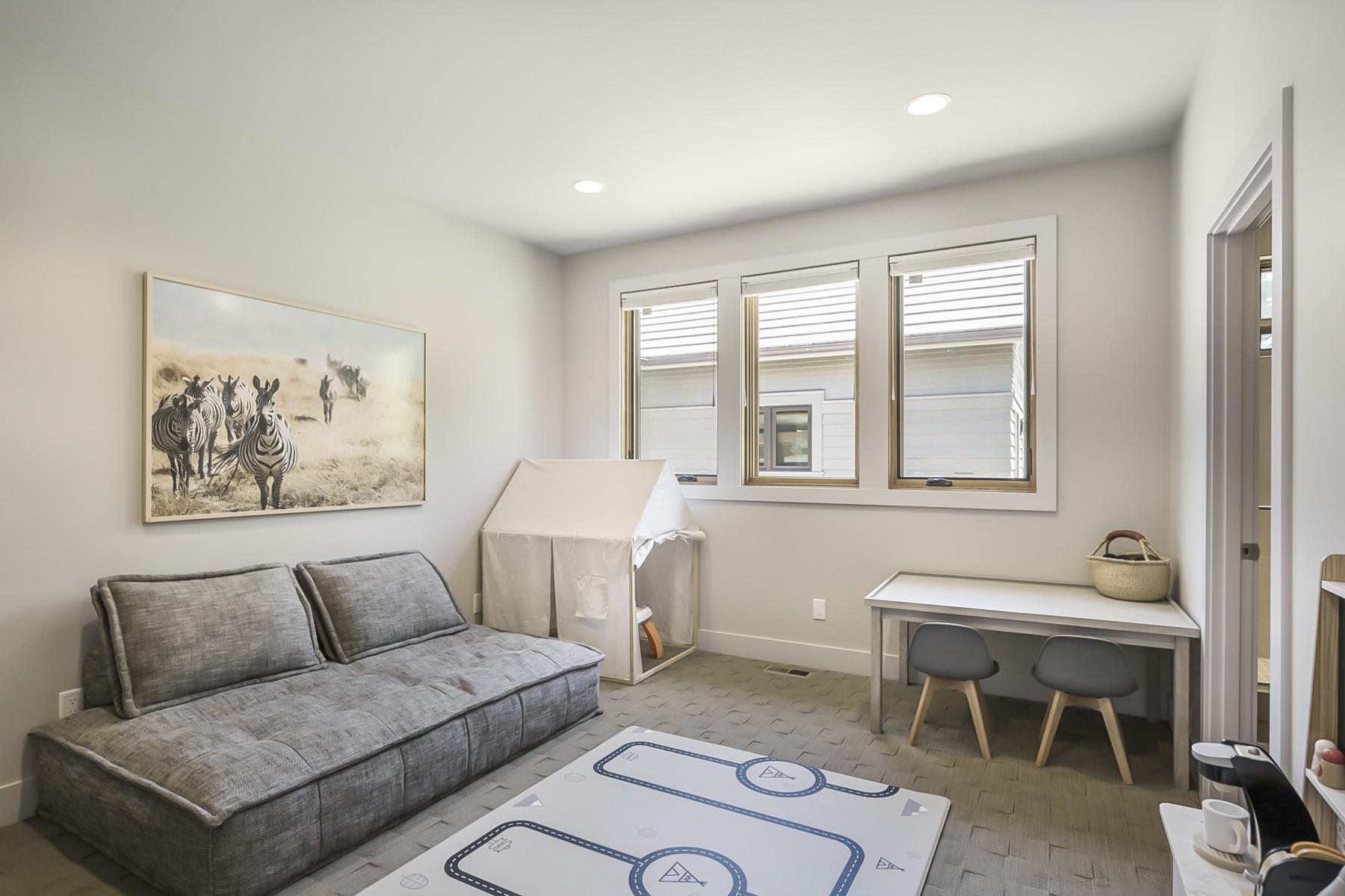 Broken Top - Residential