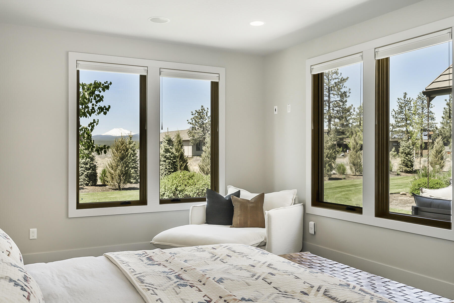 Broken Top - Residential