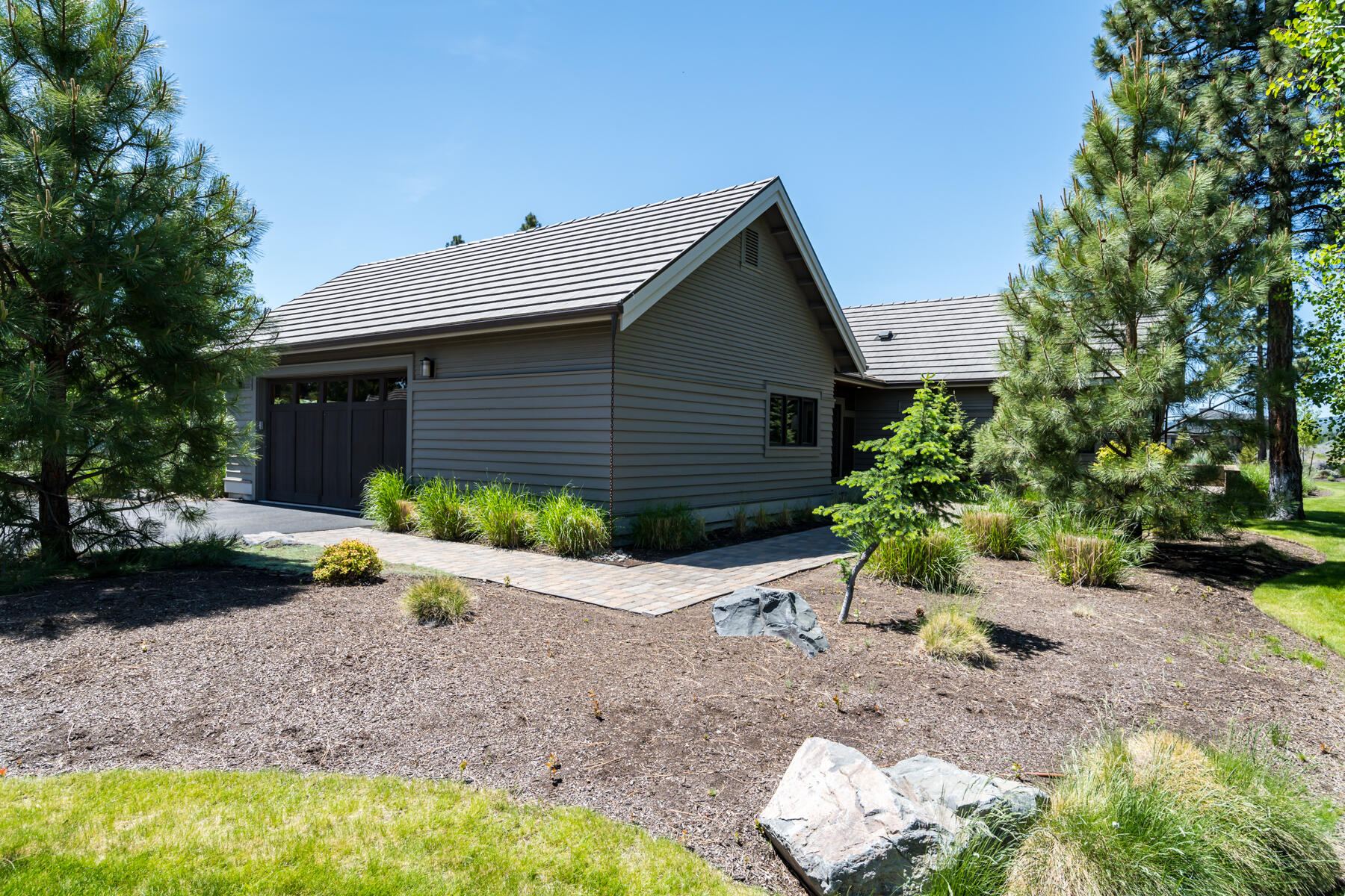 Broken Top - Residential