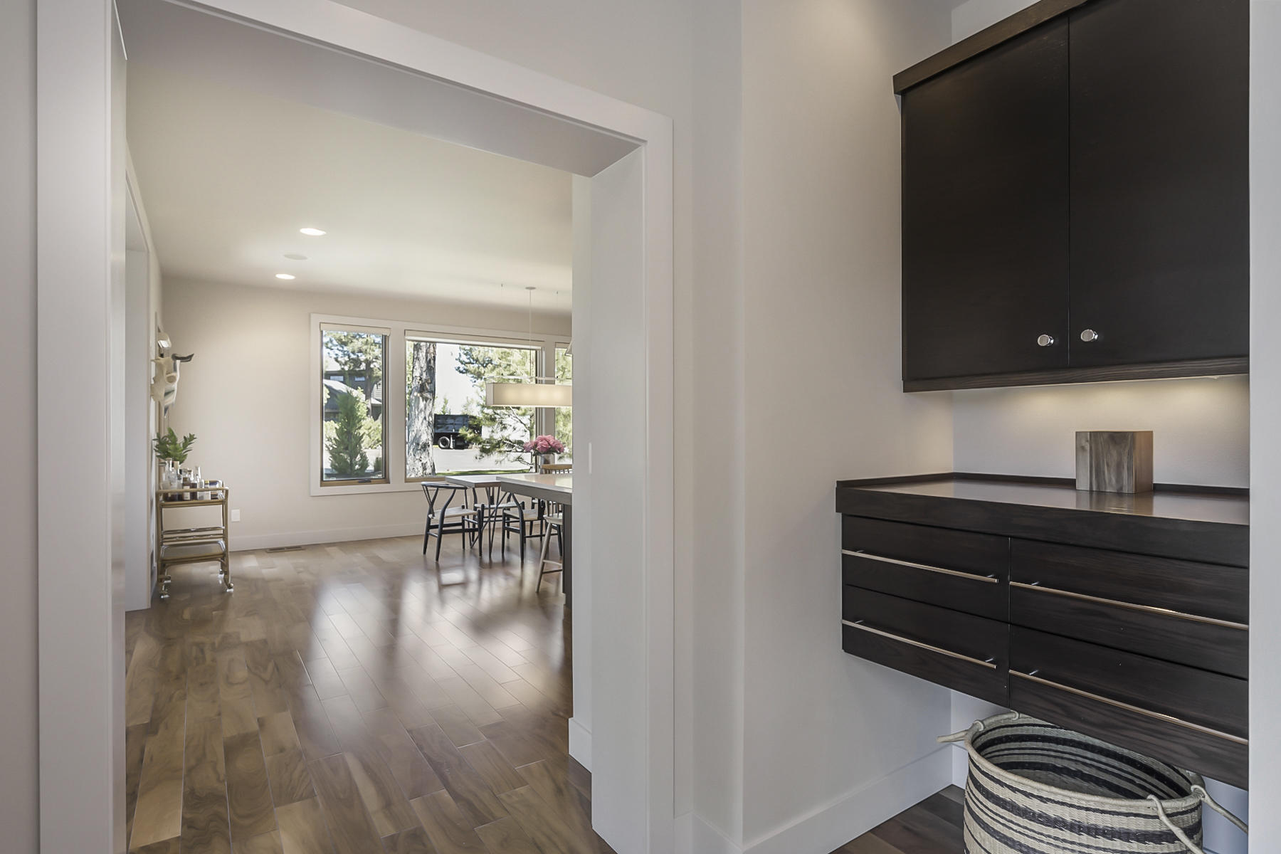 Broken Top - Residential