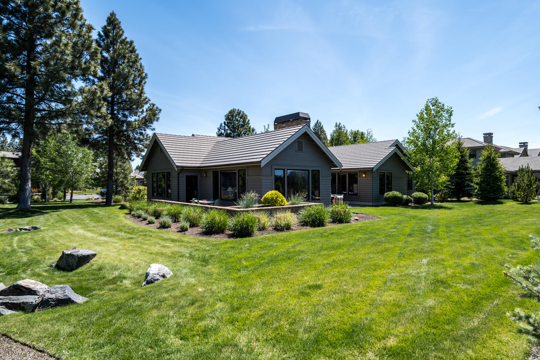 Broken Top - Residential