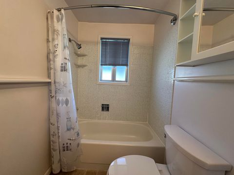 Tiny photo for 4428 El Cerrito Way, Klamath Falls, OR 97603 (MLS # 220219933)