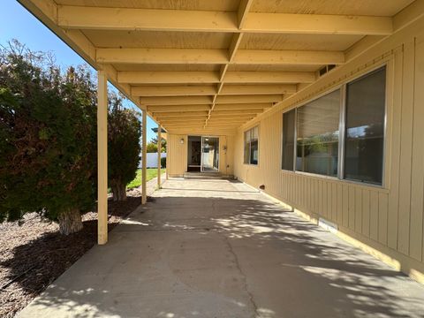 Tiny photo for 4428 El Cerrito Way, Klamath Falls, OR 97603 (MLS # 220219933)