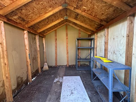 Tiny photo for 4428 El Cerrito Way, Klamath Falls, OR 97603 (MLS # 220219933)