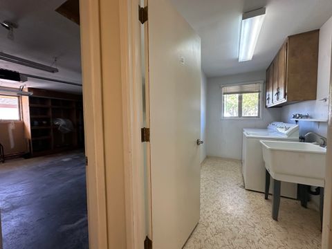 Tiny photo for 4428 El Cerrito Way, Klamath Falls, OR 97603 (MLS # 220219933)