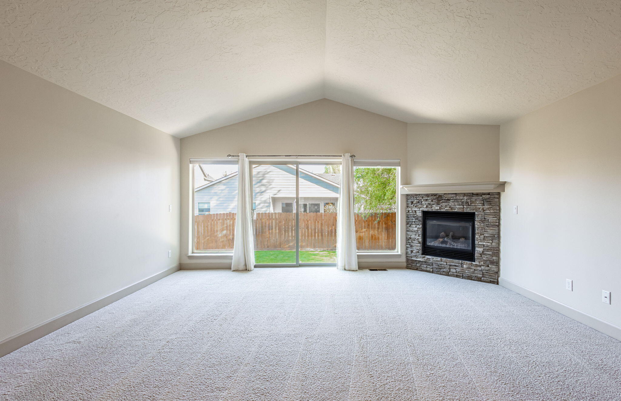 Eagle's Landing - Residential