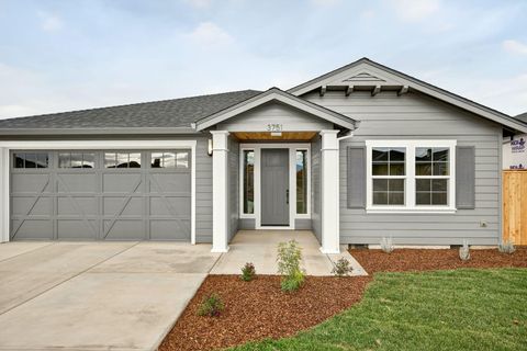 Tiny photo for 3751 Carlin Drive, Medford, OR 97504 (MLS # 220211699)