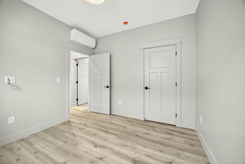 Tiny photo for 3751 Carlin Drive, Medford, OR 97504 (MLS # 220211699)