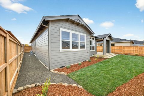 Tiny photo for 3751 Carlin Drive, Medford, OR 97504 (MLS # 220211699)