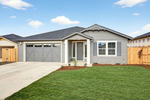Tiny photo for 3751 Carlin Drive, Medford, OR 97504 (MLS # 220211699)