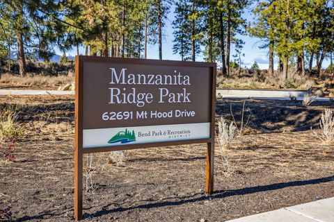Tiny photo for 62552 NW Woodsman Loop, Bend, OR 97703 (MLS # 220212855)