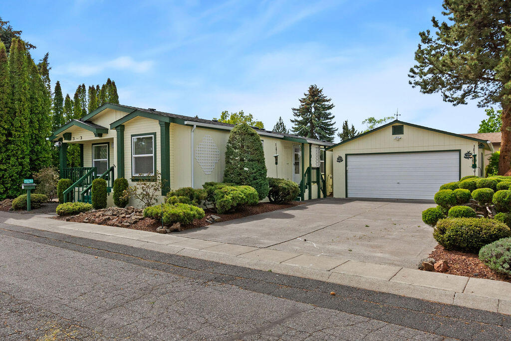 20781 Livengood Way