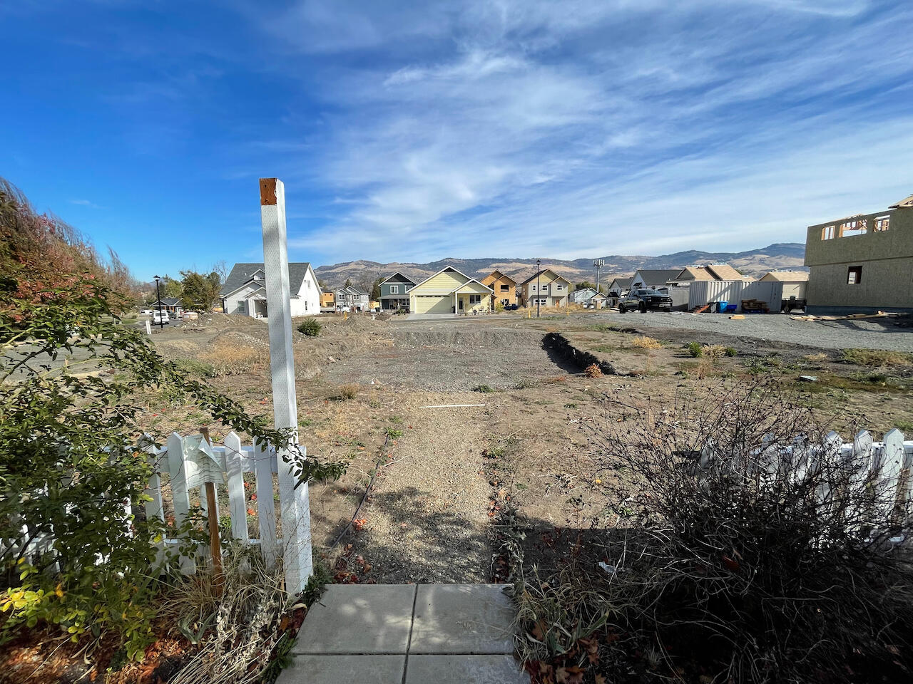 Old Bridge Village - Land