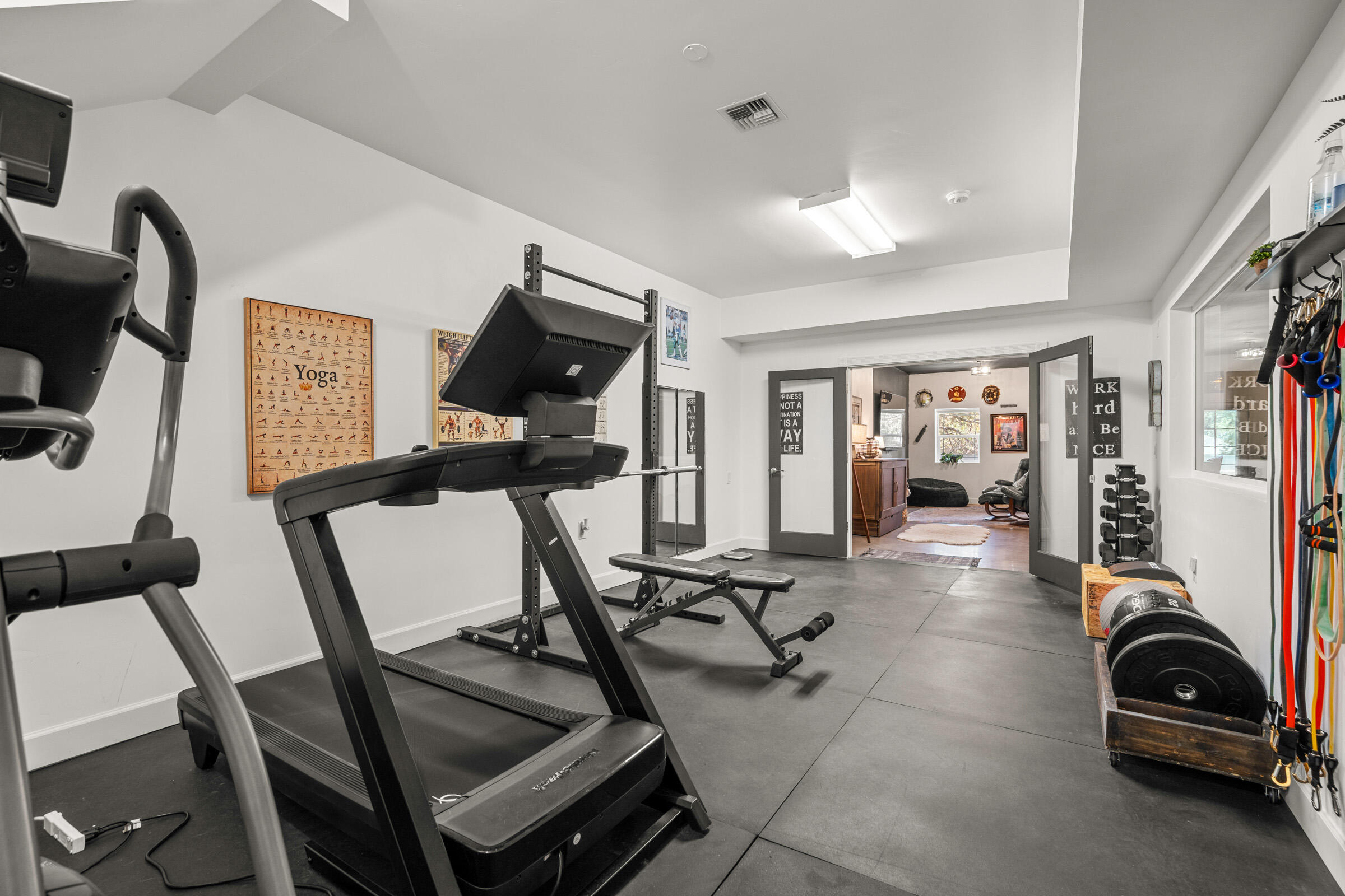 Desc Rvr Hmst Rimrk - Residential