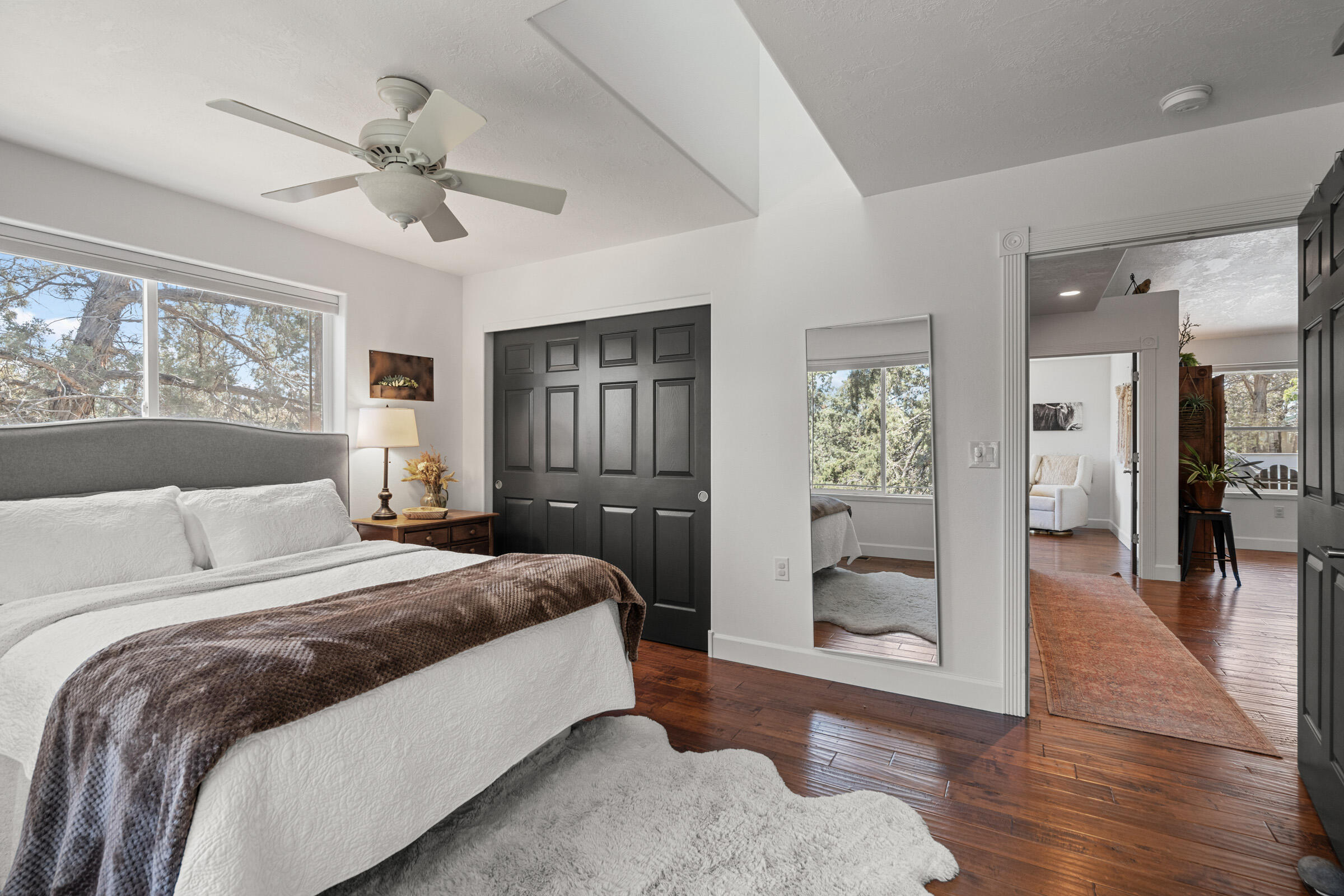 Desc Rvr Hmst Rimrk - Residential