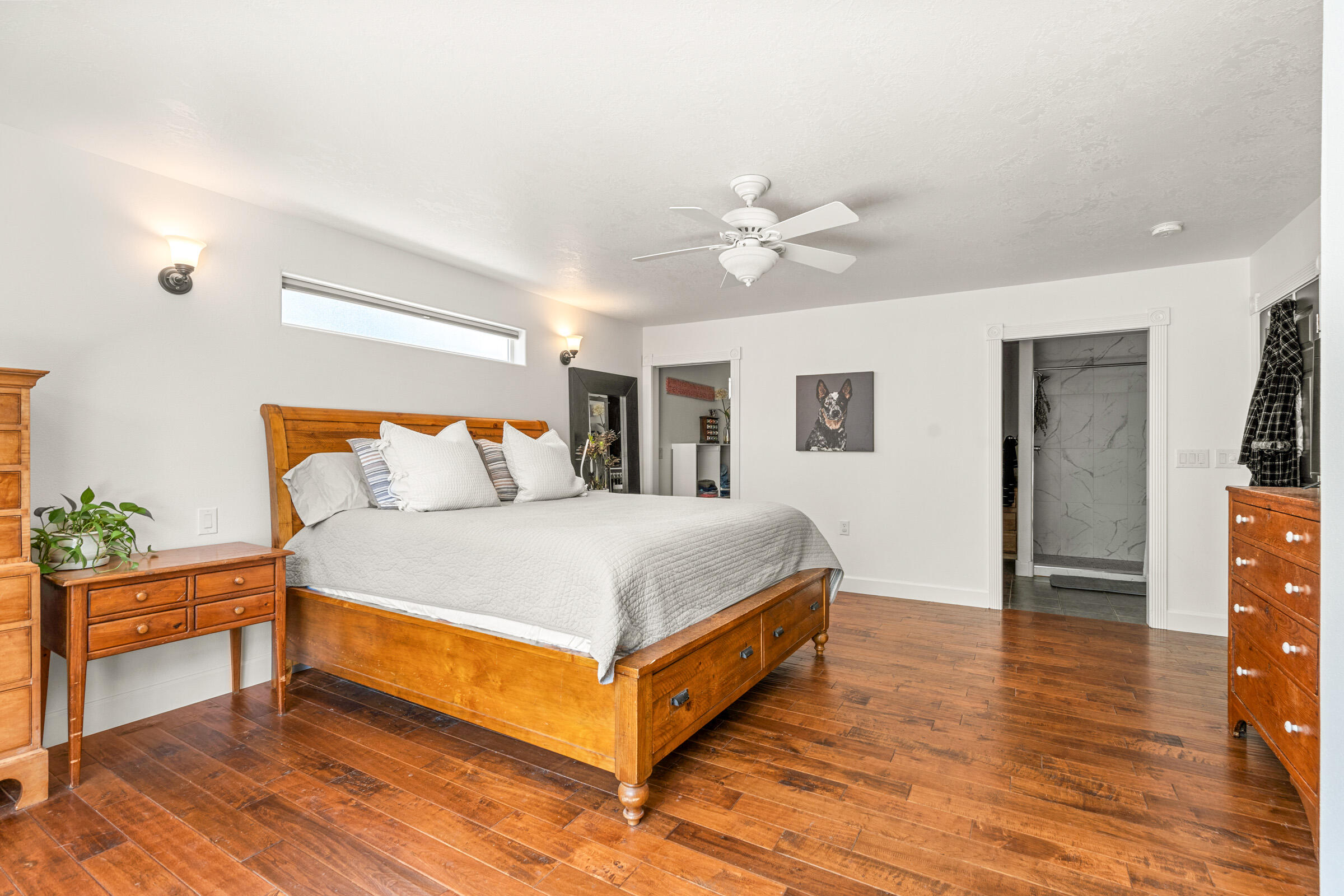 Desc Rvr Hmst Rimrk - Residential